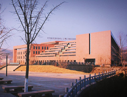 山东大学兴隆山校区图书馆